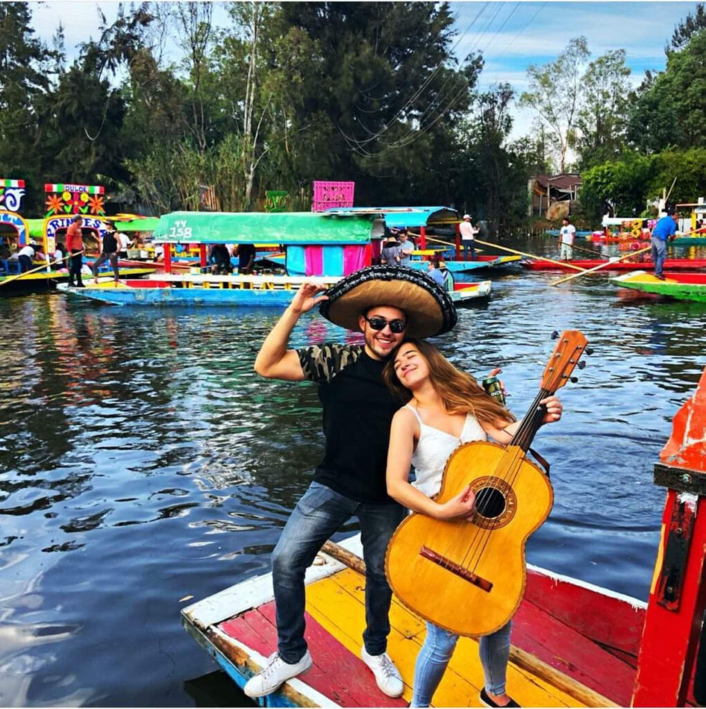 Tour-basico-trajineras-xochimilco